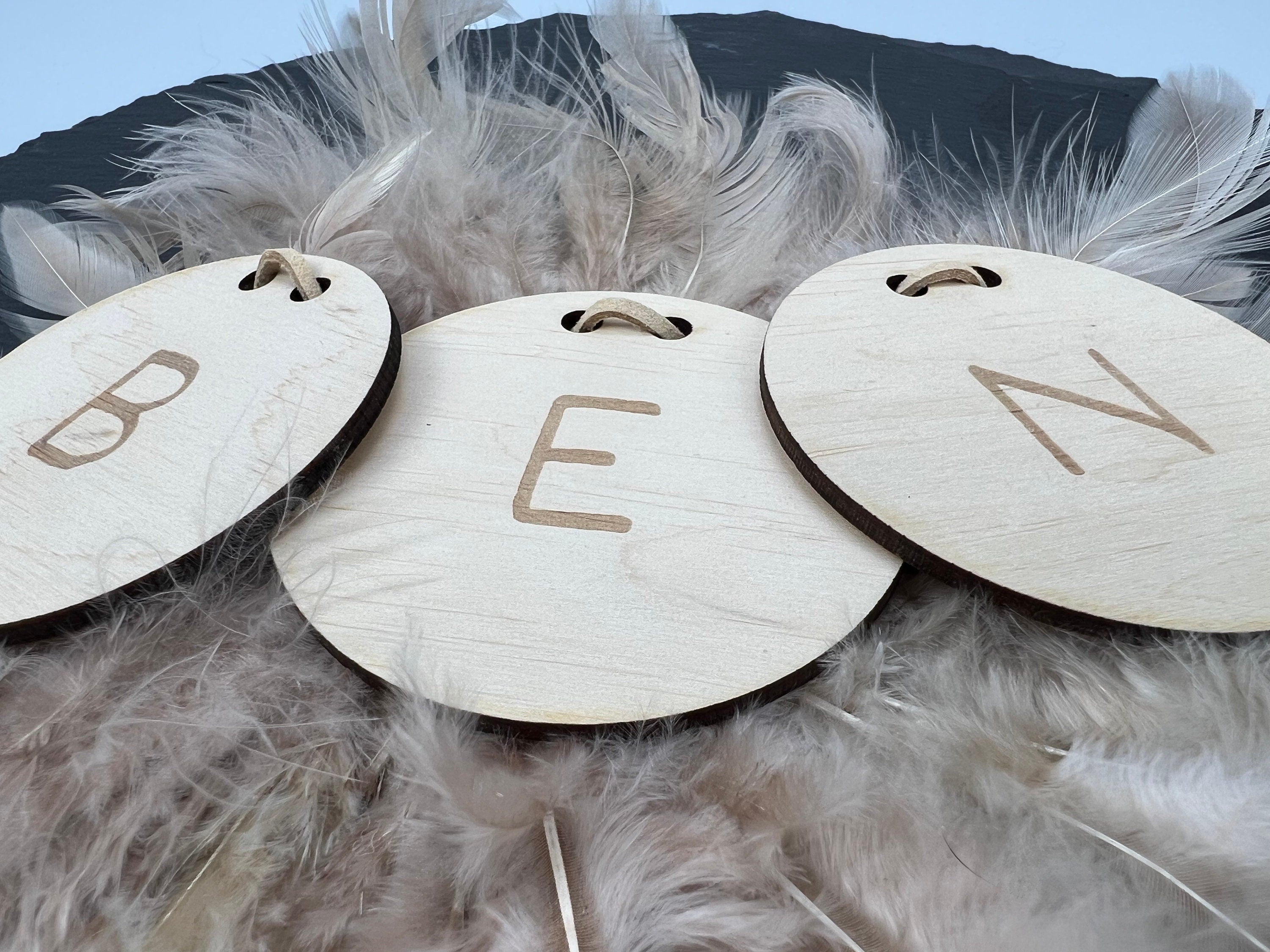Personalisierte Wimpelkette aus Holz mit Namen, Namenskette Kinderzimmer Deko, Baby Girlande Holz, Geschenk Geburt Babyparty Taufe