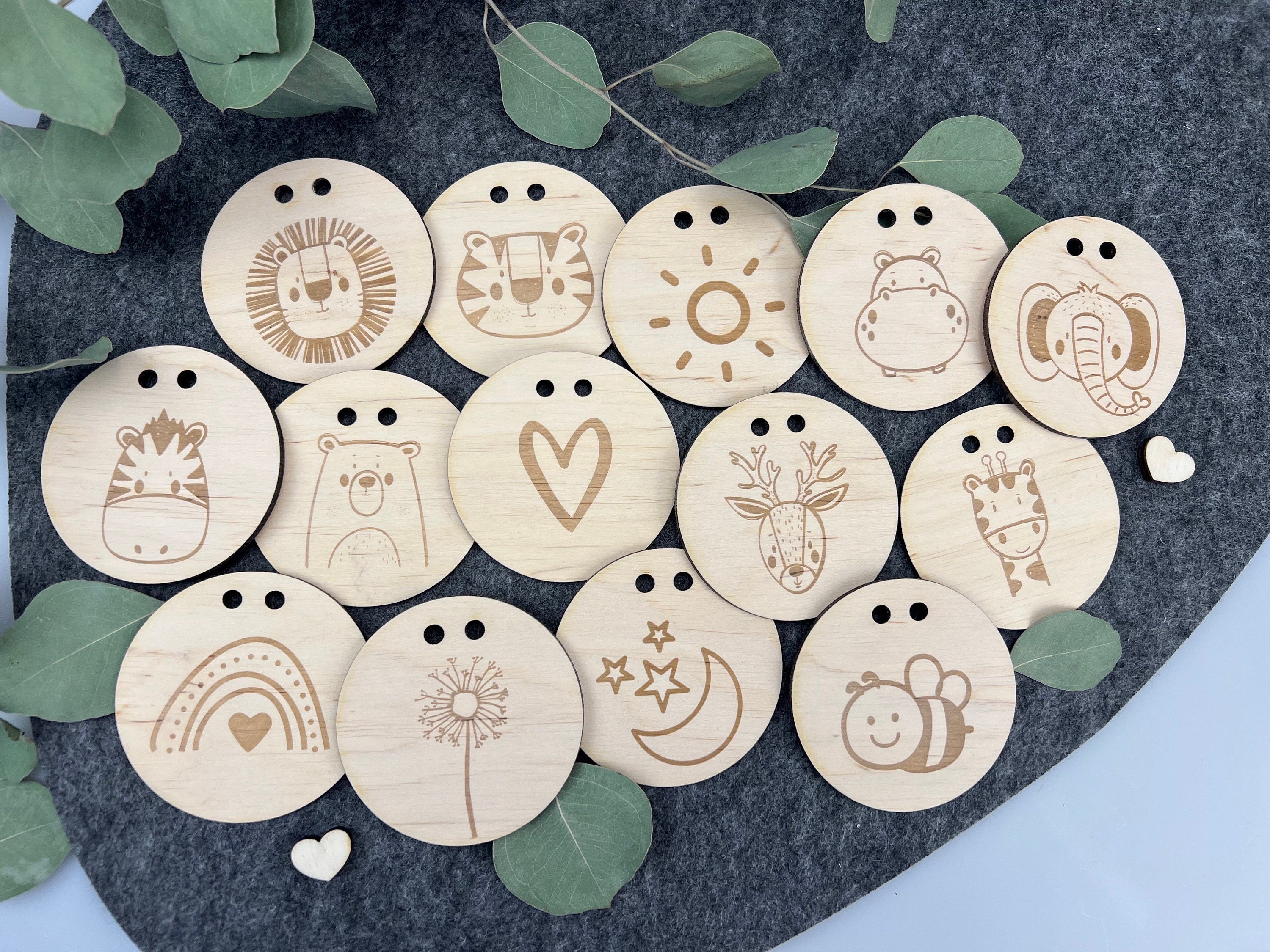 Personalisierte Wimpelkette aus Holz mit Namen, Namenskette Kinderzimmer Deko, Baby Girlande Holz, Geschenk Geburt Babyparty Taufe