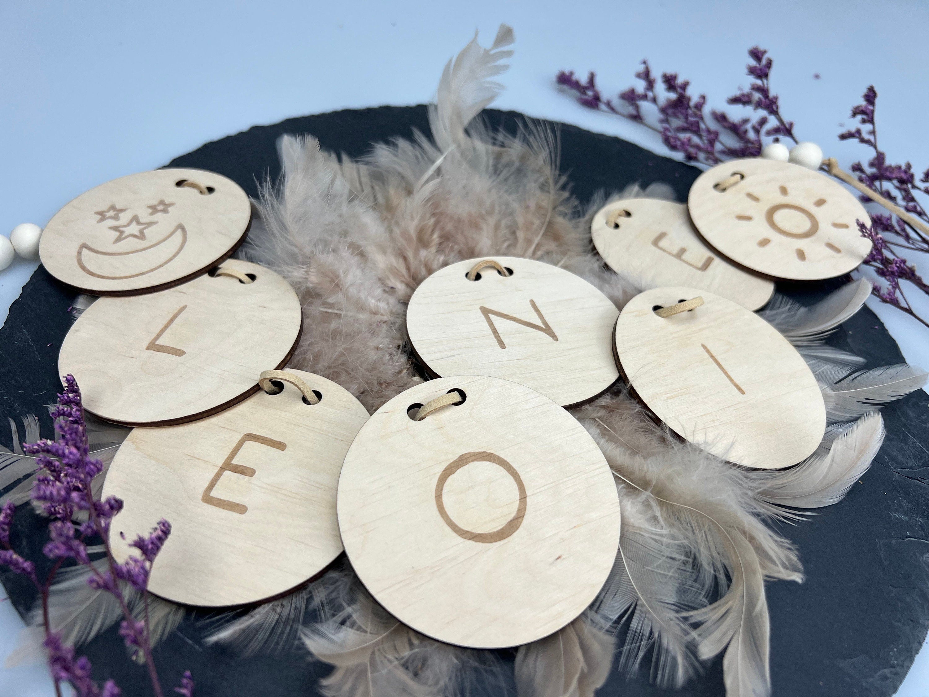 Personalisierte Wimpelkette aus Holz mit Namen, Namenskette Kinderzimmer Deko, Baby Girlande Holz, Geschenk Geburt Babyparty Taufe