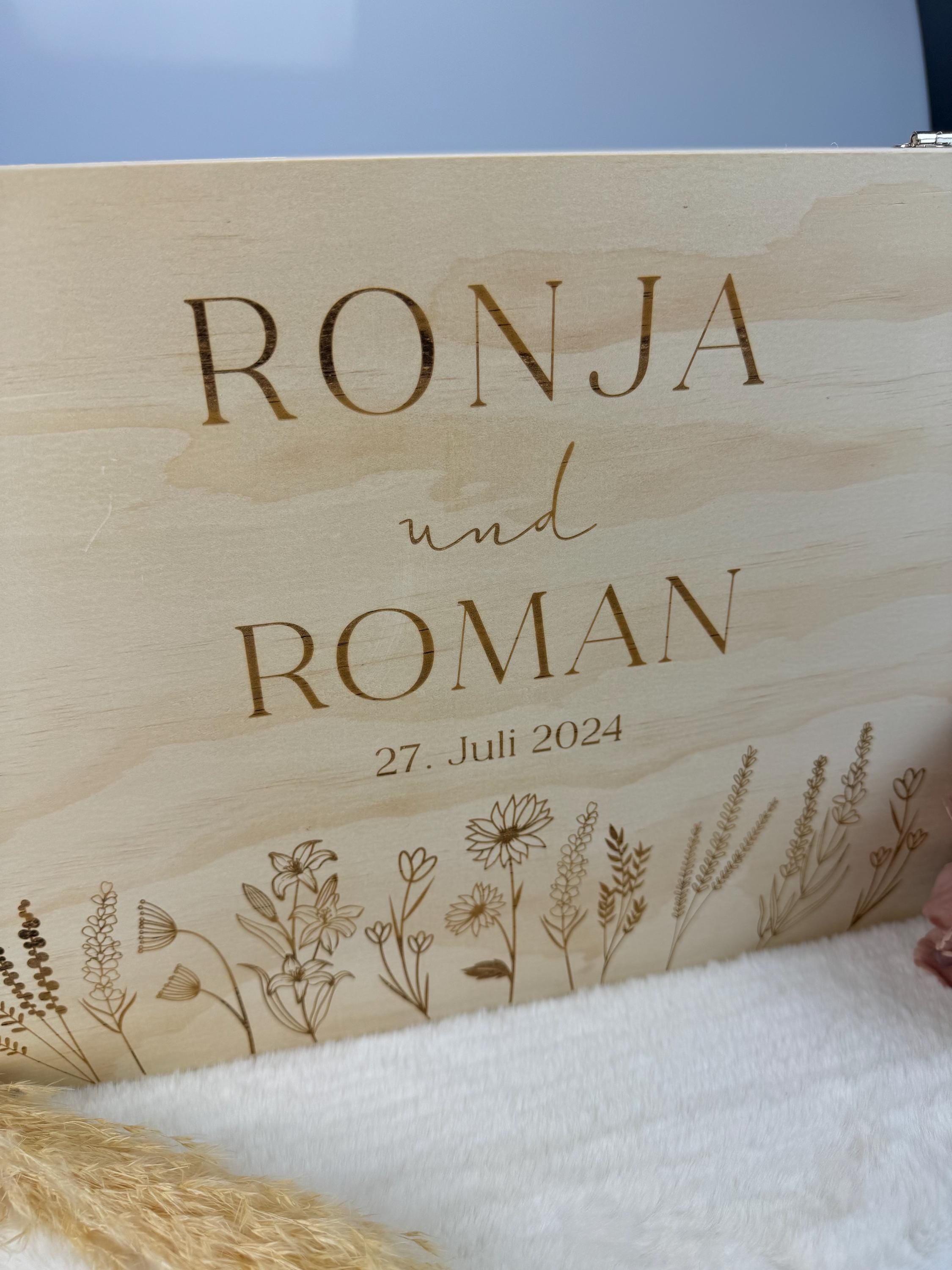 Hochzeitsgeschenk personalisiert, Erinnerungsbox aus Holz, personalisierte Kiste, Holzkiste, Aufbewahrung, Geschenk Hochzeit, Hochzeitspost