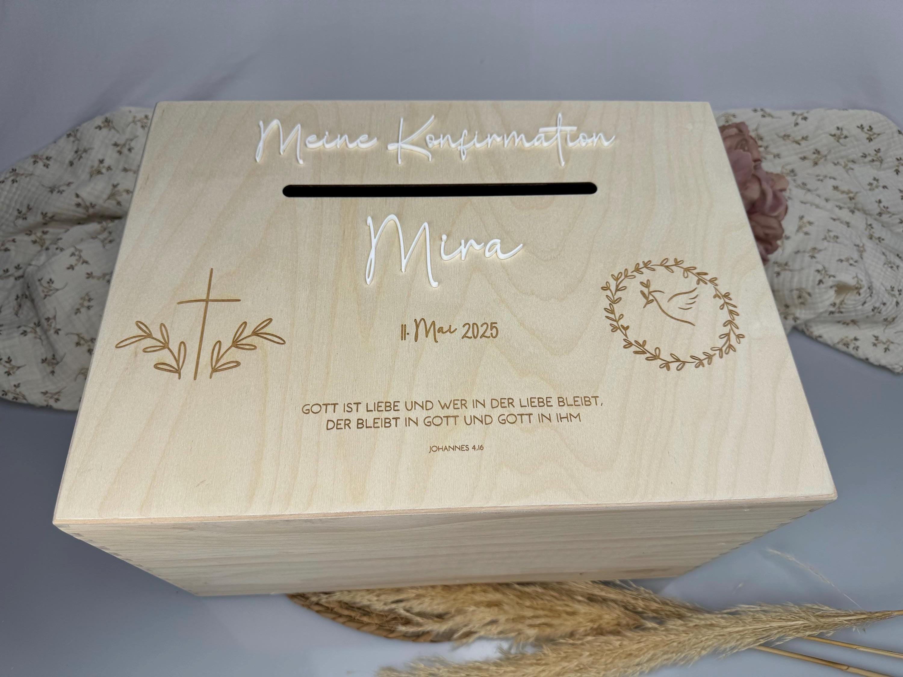 Geschenk personalisiert zur Konfirmation, Erinnerungsbox aus Holz, personalisierte Kiste mit Acryl, Holzkiste, Aufbewahrung, Geschenk Taufe