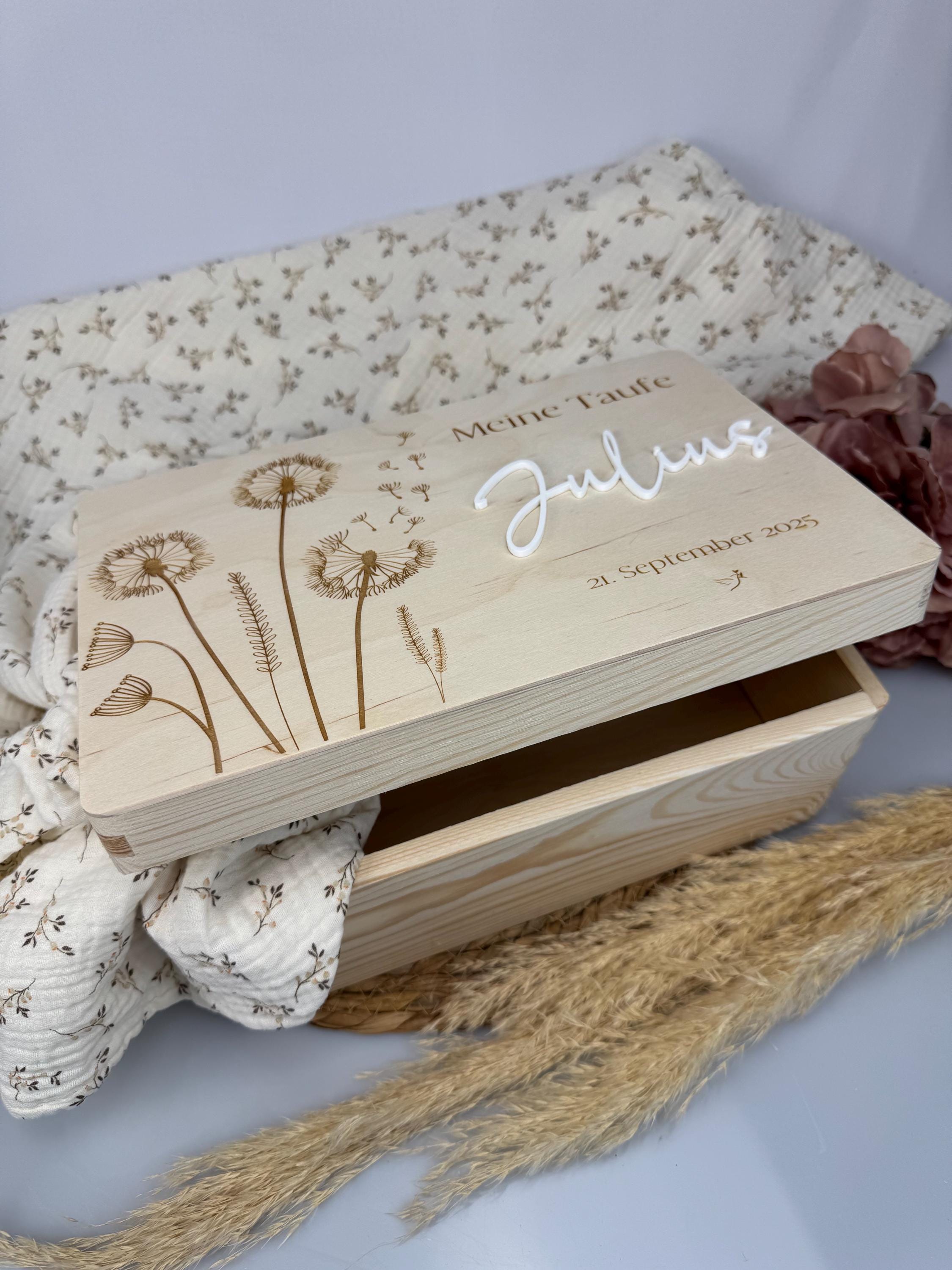 Geschenk Taufe Konfirmation Kommunion Jugendweihe Kiste personalisiert Erinnerungskiste aus Holz personalisierte Kiste Aufbewahrung