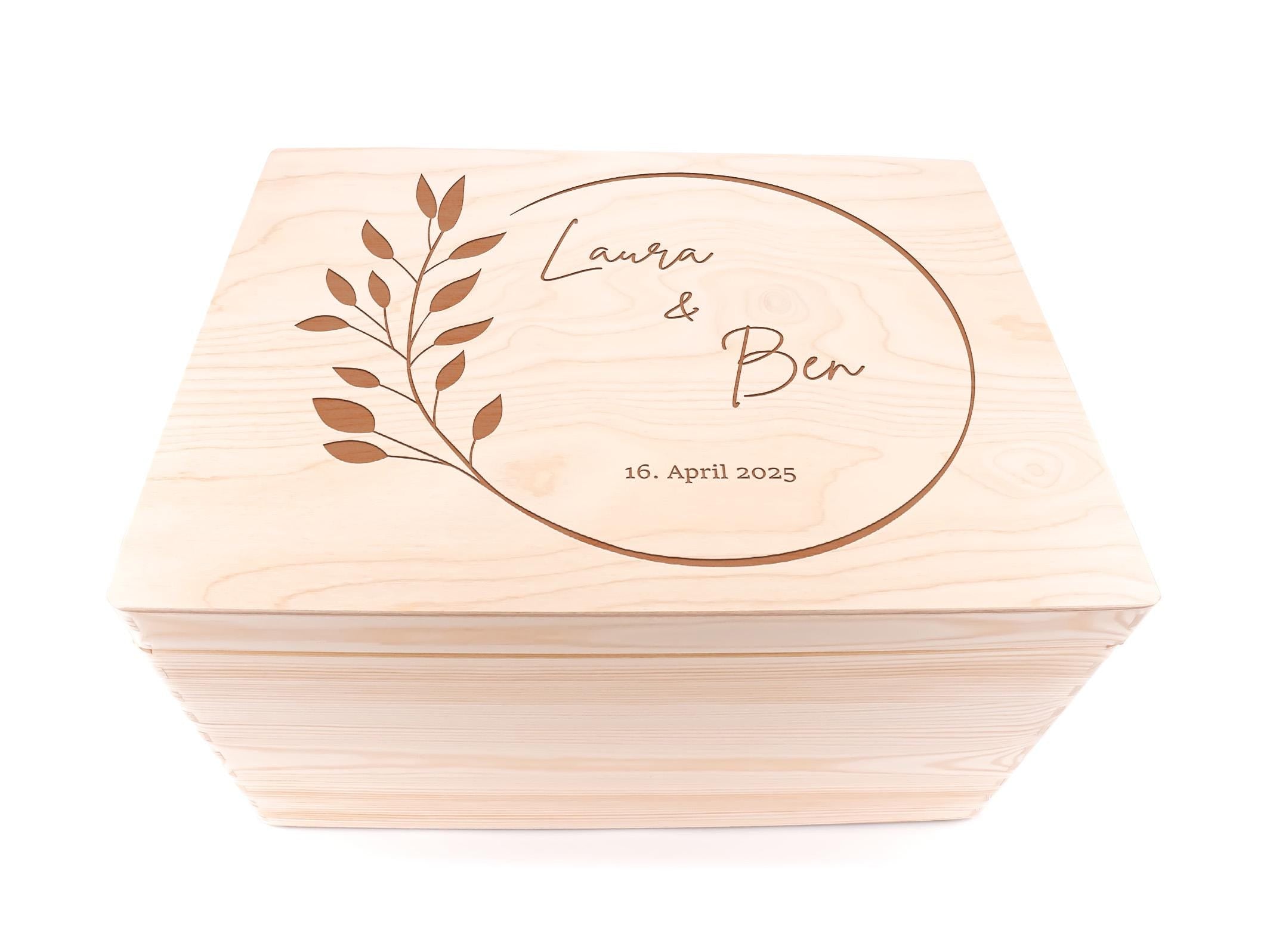 Holzbox Hochzeit personalisiertes Hochzeitsgeschenk mit Gravur Namen Brautpaar Erinnerungskiste Geschenk zur Hochzeit Brautpaar Geschenk