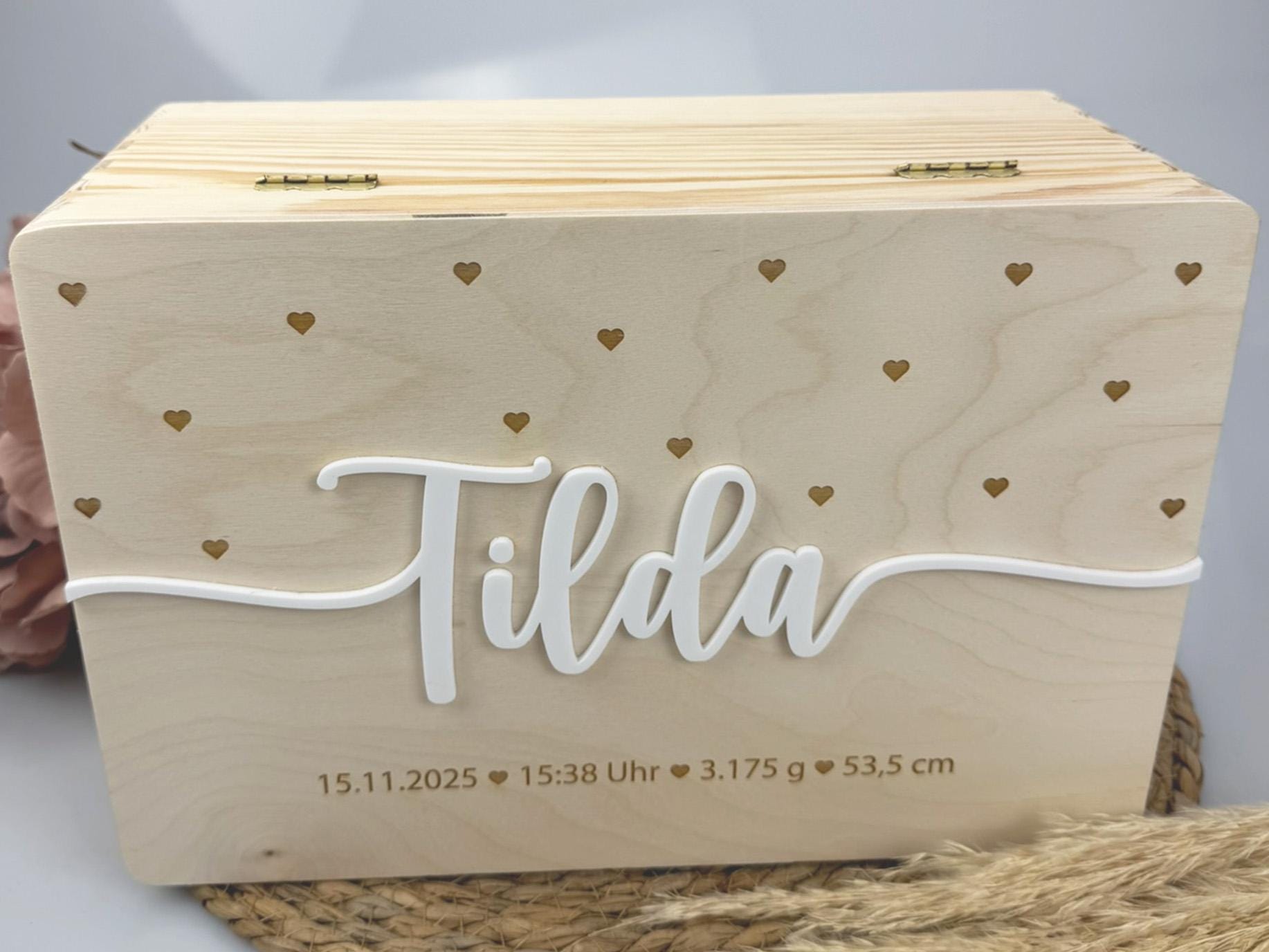 Erinnerungskiste Baby | Personalisierte Erinnerungsbox aus Holz | Name | Geschenk zur Schwangerschaft, Geburt, Taufe, Kommunion | Babyparty
