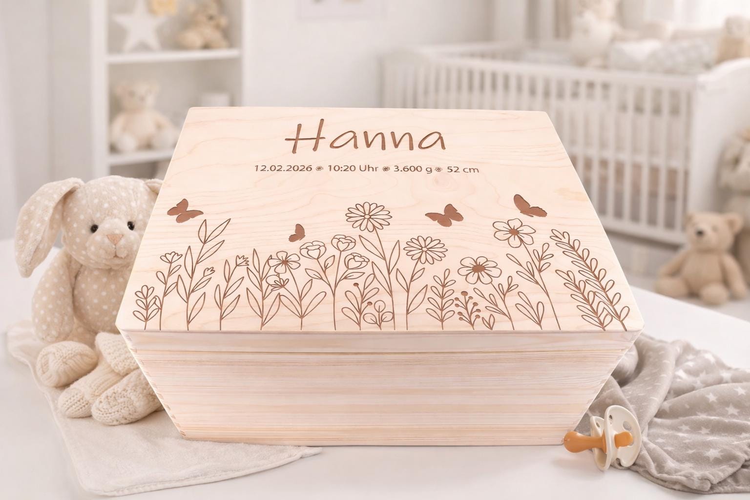 Erinnerungskiste aus Holz personalisiert mit Geburtsdaten und Namen Blumen Gravur Geschenk zur Geburt Taufe Geburtstag Babyparty